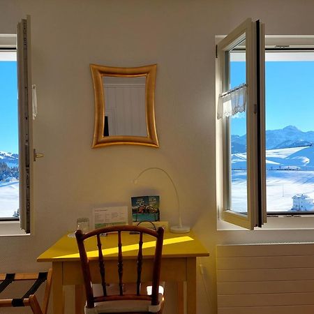 B&B Gaestehaus Roessli Schwellbrunn ภายนอก รูปภาพ