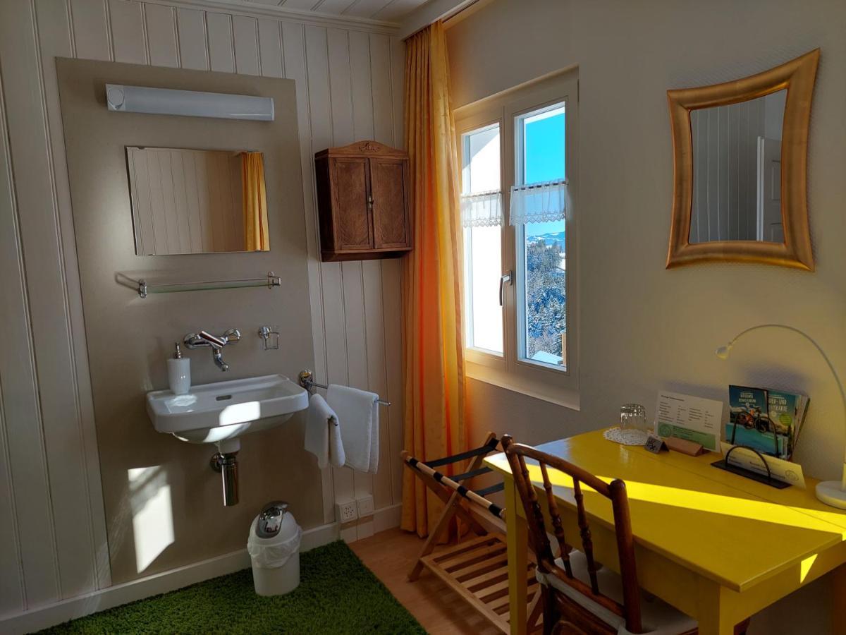B&B Gaestehaus Roessli Schwellbrunn ภายนอก รูปภาพ