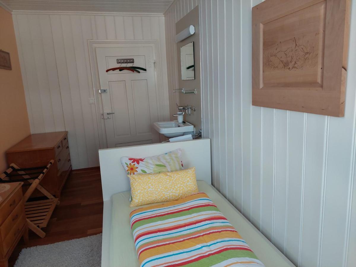 B&B Gaestehaus Roessli Schwellbrunn ภายนอก รูปภาพ